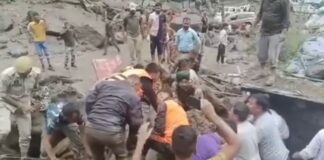 Kishtwar Cloudburst: किश्तवाड़ में बादल फटने से तबाही 46 लोगों की मौत, 120 घायल, 200 लापता Kishtwar cloudburst
