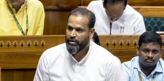 ‘सेलिब्रिटि कानून से ऊपर नहीं…’, यूसुफ पठान को हाईकोर्ट ने लगाई फटकार Yusuf Pathan