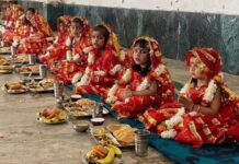 Kanya Pujan 2025: कब है कन्या पूजन? जानें तारीख, शुभ मुहूर्त और नियम Kanya Pujan 2025 Niyam