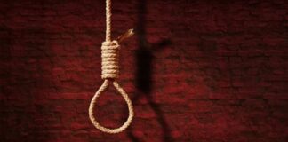 ‘उसे लगा कि उसे देश से निकाल दिया जाएगा’, पश्चिम बंगाल में वोटर लिस्ट से नाम कटने के डर में शख्स ने की खुदकुशी symbolic image