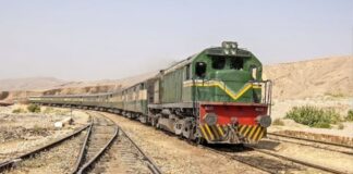 बलूचिस्तान में बढ़ते आतंकी खतरे के बीच पाकिस्तान ने बंद की ‘जाफर एक्सप्रेस’, यात्री सुरक्षा का दिया हवाला pakistan rail