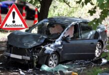 तेज रफ्तार ट्रेलर ने कार को मारी टक्कर, एक ही परिवार की तीन जिंदगियां एक झटके में खत्म