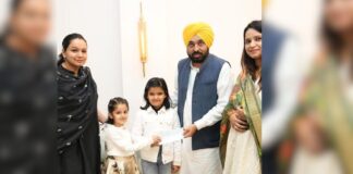 7 से 6 साल के बच्चों ने वर्कशॉप की कमाई बाढ़ पीड़ितों को दान की, CM मान ने की सराहना Punjab News