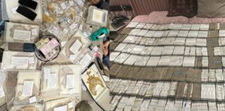 दिल्ली में ED की बड़ी कार्रवाई, छापेमारी में 5.12 करोड़ कैश और 8.8 करोड़ के गहने जब्त ED Action Cash Gold Seized in PMLA Case