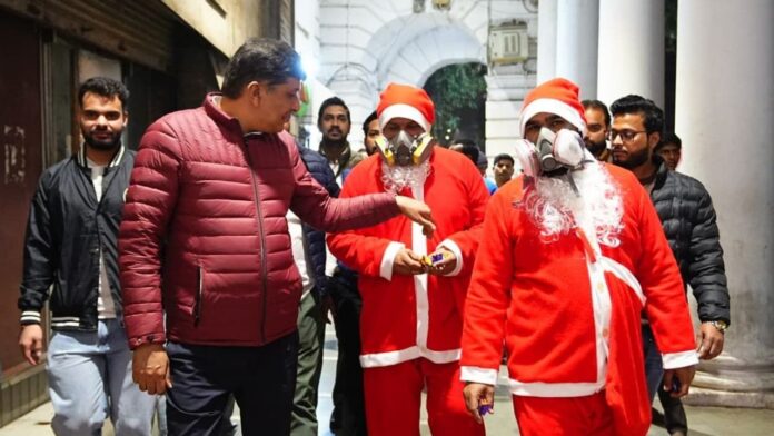 Tourists harassed in Goa (48) delhi