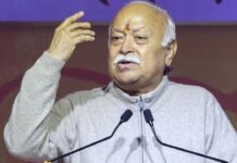 अगर भारत में कुछ भी अच्छा-बुरा होता है तो हिंदुओं से पूछा जाएगा: मोहन भागवत Mohan-Bhagwat-