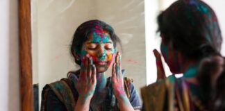 होली के जिद्दी पक्के रंगों से छुटकारा पाएं चंद मिनटों में! ये 6 देसी घरेलू नुस्खे त्वचा लौटाएंगे पहले जैसी चमक और निखार! Get rid of stubborn Holi colors in just minutes These 6 home remedies will restore your skin's radiance and glow