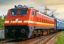 RRB NTPC परीक्षा के लिए कब? जान लें तारीख; आधार कार्ड से जुड़े ये नियम जरुर करें नोट Sarkari Naukri