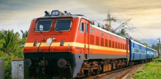 RRB NTPC परीक्षा के लिए कब? जान लें तारीख; आधार कार्ड से जुड़े ये नियम जरुर करें नोट Sarkari Naukri