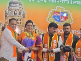महायुति की ओर से BMC मेयर पद के लिए चुनाव लड़ेंगी रितु तावड़े, डिप्टी मेयर के लिए संजय घाड़ी का नाम तय Ritu Tawde