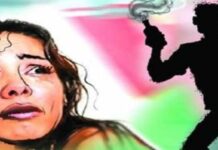 युवक ने लड़की से की मारपीट, फिर घायल अवस्था में अस्पताल पहुंची तो युवती के मुंह पर फेंका एसिड; आरोपी फरार