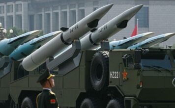 क्या ईरान ने चीनी मिसाइलों से किया अमेरिकी जहाजों पर हमला? जानें बीजिंग का जवाब China Denies Missile Deal with Iran