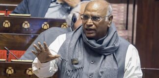 ‘मोहब्बत हमसे की और शादी उनसे…’, मल्लिकार्जुन खड़गे ने देवगौड़ा का किया जिक्र; हंसी रोक नहीं पाएं PM मोदी