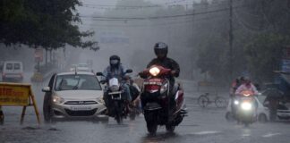 दिल्ली में सुबह की शुरआत बारिश के साथ, 3 सालों का टूटा रिकॉर्ड; चेक करें IMD का अपडेट Delhi rain Update