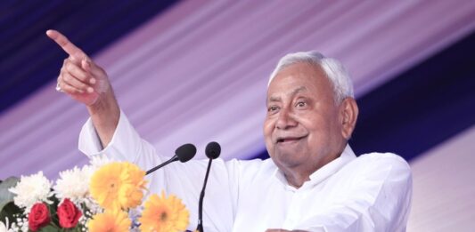 इस्तीफा देने के बाद भी अगले 6 महीने तक सीएम के बने रह सकते हैं नीतीश कुमार; जानें कैसे