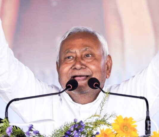 नीतीश कुमार ने MLC पद से दिया इस्तीफा, CM के नाम पर सस्पेंस बरकार Nitish Kumar