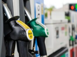 महीने के पहले दिन ही बदल गए पेट्रोल-डीजल के रेट, चेक करें रेट Petrol Diesel