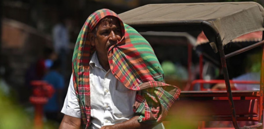 10 राज्यों में लू के अलर्ट, इन राज्यों में झमाझम बारिश के आसार, यहां देखें मौसम का हाल Heatwave Alerts