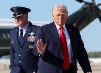 ‘नाकाबंदी से गुजरे तो नामो-निशां मिटा देंगे’, होर्मुज को लेकर ट्रंप की ईरान को खुली चेतावनी US President Donald Trump