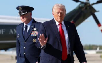 ‘नाकाबंदी से गुजरे तो नामो-निशां मिटा देंगे’, होर्मुज को लेकर ट्रंप की ईरान को खुली चेतावनी US President Donald Trump