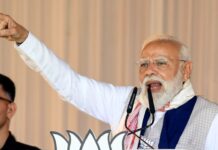 ‘झालमुड़ी मैंने खाई, मिर्ची TMC को लगी’, कृष्णानगर रैली में पीएम मोदी ने टीएमसी पर कसा तीखा तंज pm modi