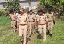 पटना में सनसनीखेज हाफ एनकाउंटर! ज्वेलरी लूट का मुख्य आरोपी दिलीप पुलिस की गोली से घायल, हथियार बरामदगी के दौरान फायरिंग bihar