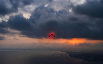 1600 करोड़ का अमेरिकी ड्रोन हवा में गायब! स्ट्रेट ऑफ होर्मुज के ऊपर रहस्यमयी तरीके से लापता, ईरान पर शक AI IMAGE