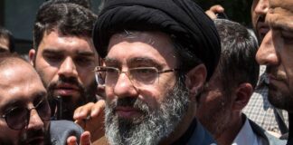 गतिरोध तोड़ने के लिए ईरान ने अमेरिका को दिया ये नया प्रस्ताव Mojtaba Khamenei