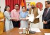 भगवंत मान सरकार के शिक्षा मॉडल का असर, 12वीं बोर्ड में चमके पंजाब के सरकारी स्कूल Punjab Government