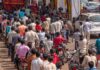 पेट्रोल-डीजल के दाम बढ़ने के बाद पंपों पर लंबी कतारें, लोगों में अफरा-तफरी