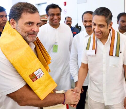 केरलम में कौन बनेगा मुख्यमंत्री? कांग्रेस में अभी भी मंथन जारी, ये तीन नाम सबसे आगे Who Will Become Chief Minister in Kerala