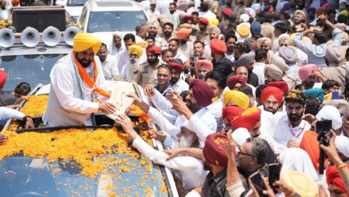 In Bathinda, CM Mann saluted the martyrdom of Punjabis and expressed pride in the sacrilege law during his 'Shukrana Yatra'.