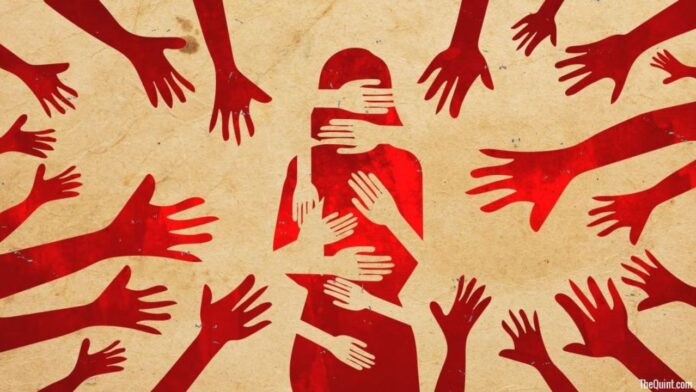 Woman drugged under the pretext of help then gang raped video recorded Woman drugged under the pretext of help then gang raped video recorded