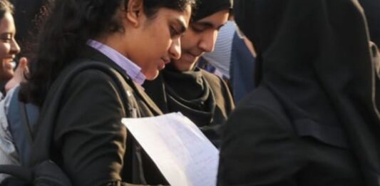 CBSE 12वीं के छात्रों के लिए बड़ी खबर, री-इवैल्यूएशन पोर्टल हुआ एक्टिव; 6 जून तक करें आवेदन CBSE Class 12 re-evaluation