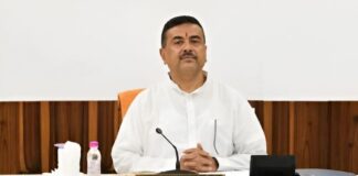 Bengal Budget 2026: 1 लाख नौकरियां, नए एयरपोर्ट और 20% DA, शुभेंदु सरकार ने पहले बजट में दी बड़ी सौगात West Bengal budget