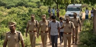 समलैंगिक संबंध बनाने से किया मना तो 17 साल के किशोर ने कर डाली अपने ही स्कूलमेट की हत्या Tamil Nadu Teen Kills Schoolmate