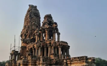 भूतों ने रातोरात बनाया मध्य प्रदेश में स्थित ये मंदिर, लेकिन क्यों छोड़ा अधूरा, जानें क्या है रहस्य? ghosts built kakanmath temple