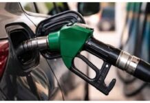 Crude Oil सस्ता, फिर भी महंगा पेट्रोल-डीजल! आखिर आम जनता को राहत कब मिलेगी? Crude oil prices are down yet petrol and diesel remain expensive When will the common people finally get relief