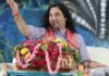 रायपुर में गूंजा भक्ति का संदेश, देवकीनंदन ठाकुर ने बताया सेवा और सदाचार का महत्व Devkinandan Thakur