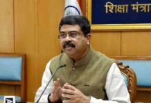 NCERT पेपर खरीद विवाद की होगी जांच, धर्मेंद्र प्रधान ने मांगी पूरी रिपोर्ट Education Minister Dharmendra Pradhan