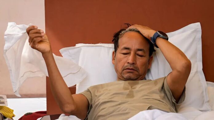 Sonam Wangchuk, Sonam Wangchuk news Sonam Wangchuk, Sonam Wangchuk news