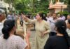 मंदिर को बताया बकवास चीज, विवादित टिप्पणी के बाद भोपाल की हाईप्रोफाइल सोसाइटी में मचा हंगामा your temple is bloody thing former chief secretary ab singh, daughter in law uzma raza