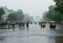 दिल्ली, यूपी और बिहार समेत 22 राज्यों में फिर बिगड़ेगा मौसम, अगले 7 दिन भारी बारिश का अलर्ट जारी; पुरी रथयात्रा पर भी मंडराए बादल IMD Issues Rain Alert for Bihar UP and Delhi