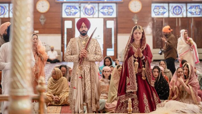 Charlie Chauhan secretly marries cricketer Ramandeep Charlie Chauhan secretly marries cricketer Ramandeep