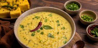कुछ तीखा-चटपटा खाने का मन है? सावन में ट्राई करें गुजरात का खाटो लोट Khato Lot