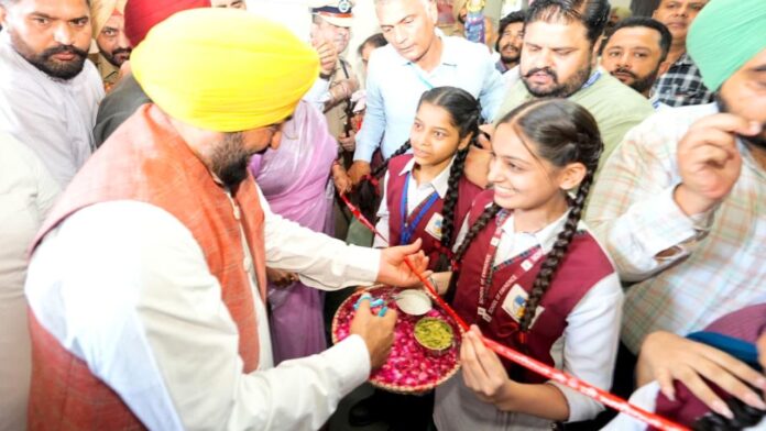 CM Bhagwant Singh Mann (23) CM Bhagwant Singh Mann