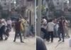 दिल्ली में पुलिसकर्मियों पर जानलेवा हमला, पहले आंखों में डाला मिर्च पाउडर, फिर ईंट-डंडा फेंका Attack on Delhi Police