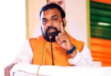 बिहार सरकार का राज्य में अफसरों के लिए सख्त हिदायत, विधायकों-सांसदों का फोन आया तो हर हाल में होगा उठाना Bihar Government Order Officials Must Answer Calls From MLAs And MPs