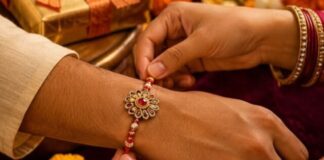 Raksha Bandhan 2026: कब मनाया जाएगा रक्षाबंधन का त्योहार? जानें राखी बांधने का सही समय Raksha Bandhan 2026
