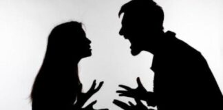 पत्नी ने पति के सिर पर तवे से किया ताबड़तोड़ हमला, अस्पताल में तोड़ा दम Husband Murder by Wife
